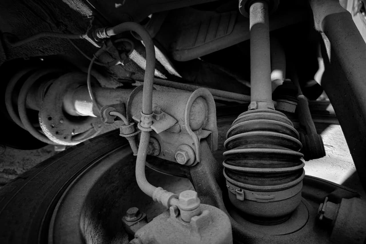 Zamjena ABS modula u auto servisu